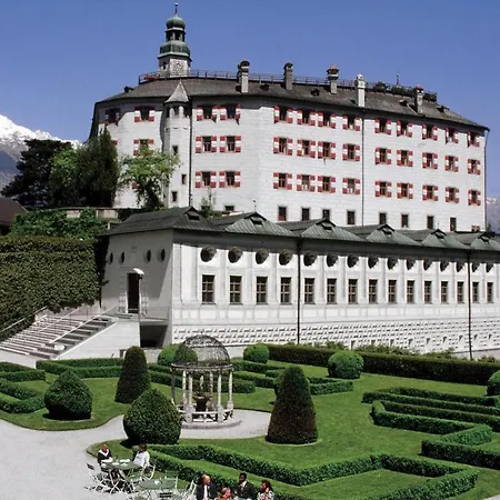 Lägenhet Hidden Gem In With Free Parking