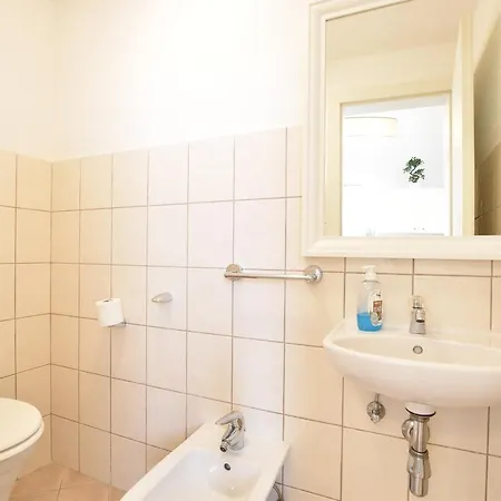 Hidden Gem In With Free Parking Appartement