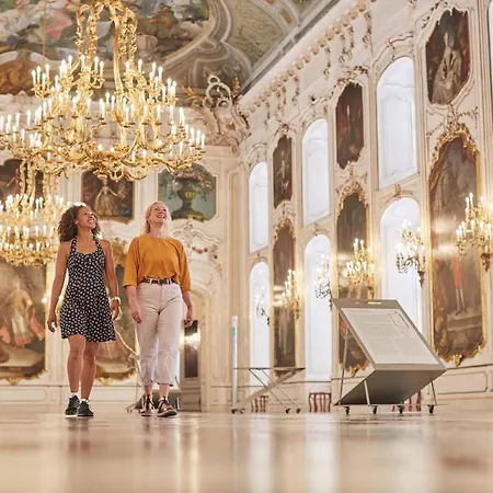 Hidden Gem In With Free Parking * Innsbruck